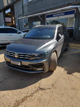 VOLKSWAGEN TIGUAN 2.0 350 TSI GASOLINA ALLSPACE R-LINE 4MOTION DSG VOLKSWAGEN TIGUAN 2.0 350 TSI GASOLINA ALLSPACE R-LINE 4MOTION DSG